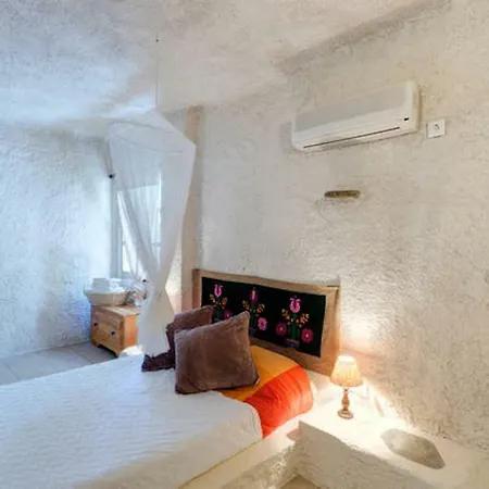 Apartment Mesodokia Homes *